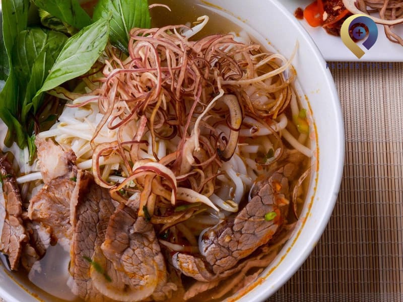 Top 10 quán bún bò Huế quận Cầu Giấy chuẩn vị gốc