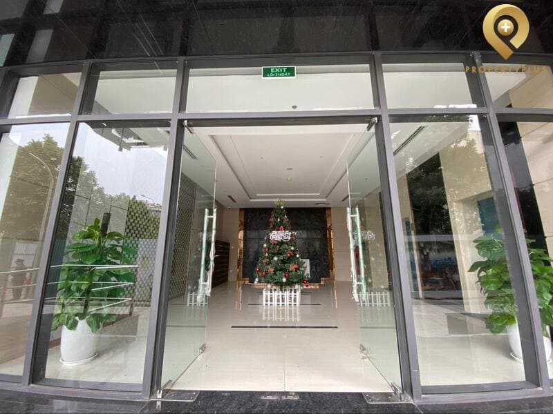 của ra vào Discovery Central