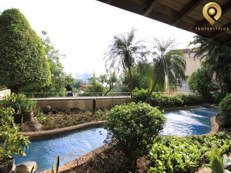 Cảnh quan xung quanh Pan Pacific Hanoi