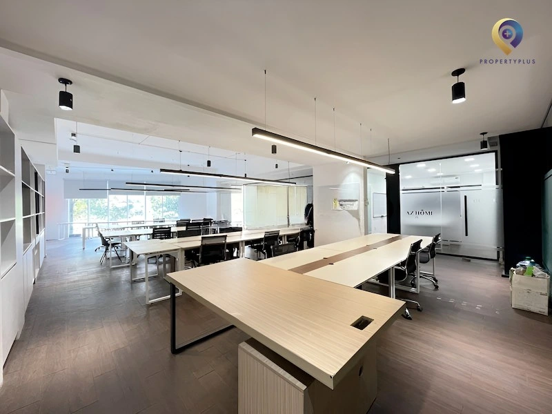 AZ Group Building
