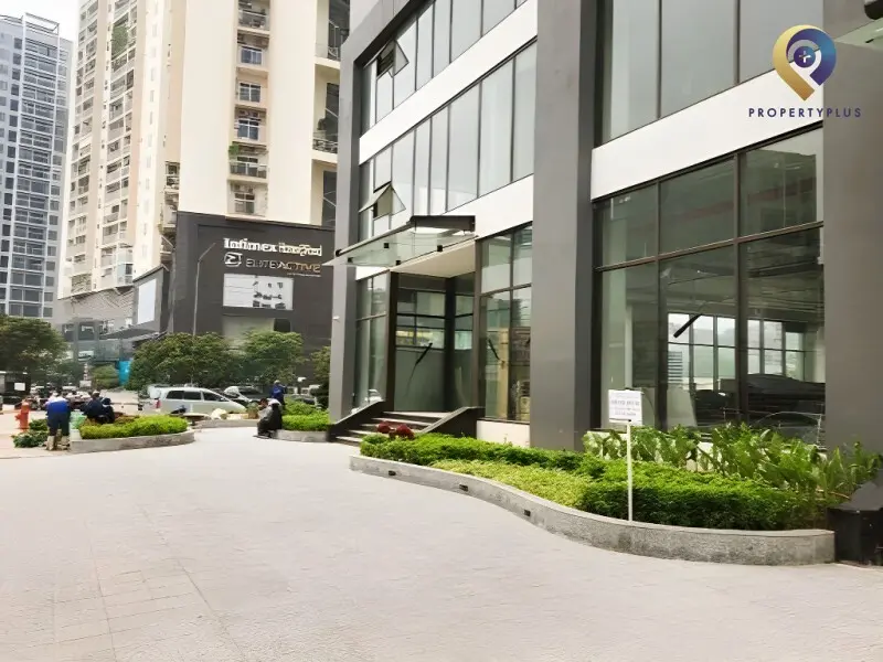 Khu vực cửa ra vào