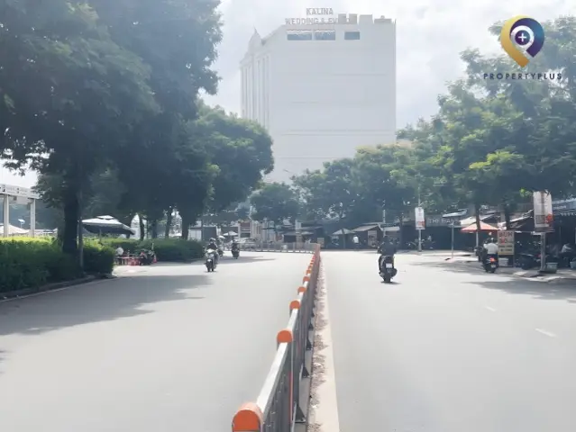Bờ Bao Tân Thắng