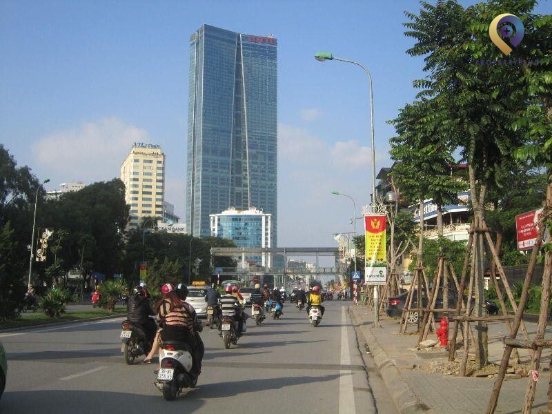 Đường Liễu Giai rộng rãi với 4 làn đường