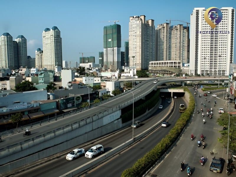 Hầm Thủ Thiêm tại đường Nguyễn Hữu Cảnh, quận Bình Thạnh