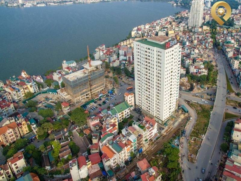 Khu vực cho thuê văn phòng nhộn nhịp tại quận Tây Hồ