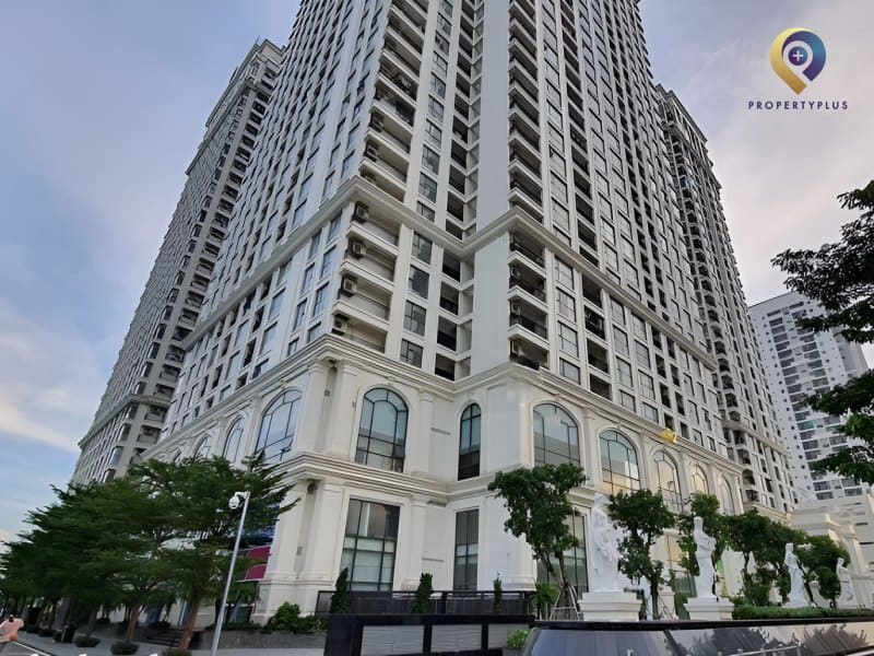 FPT Building