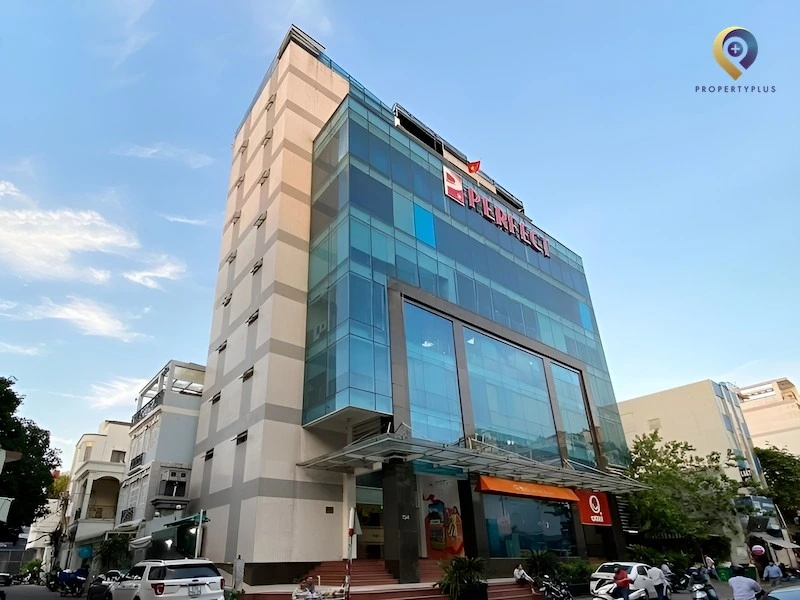 Halo Building