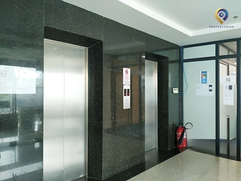 Halo Building