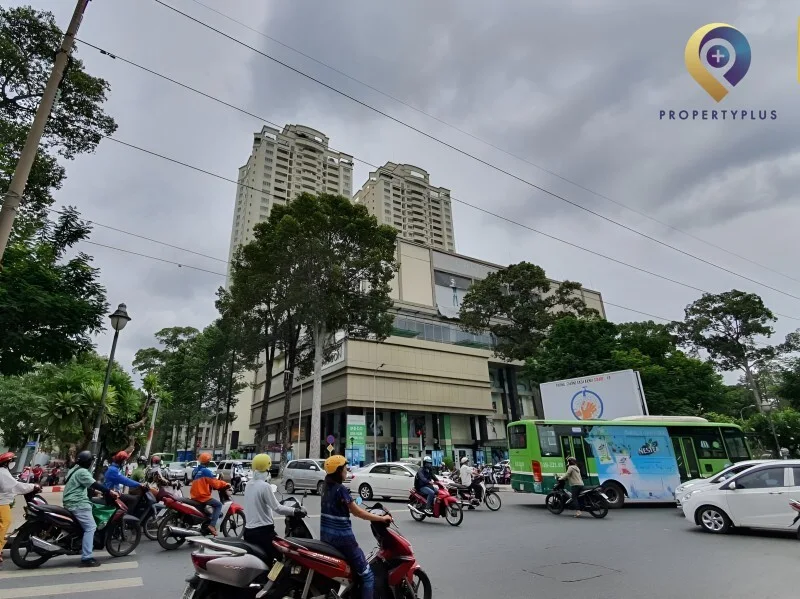 Hùng Vương Plaza
