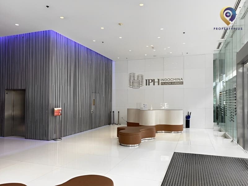 lễ tân Indochina Plaza Hanoi