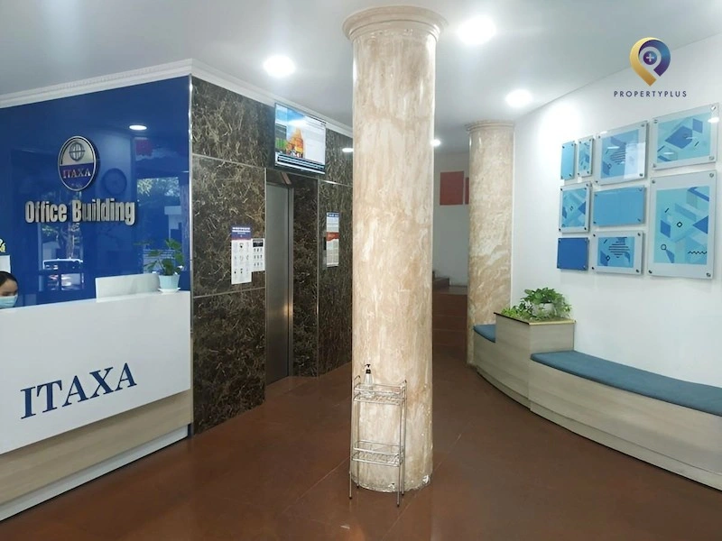 Itaxa House 2 Building