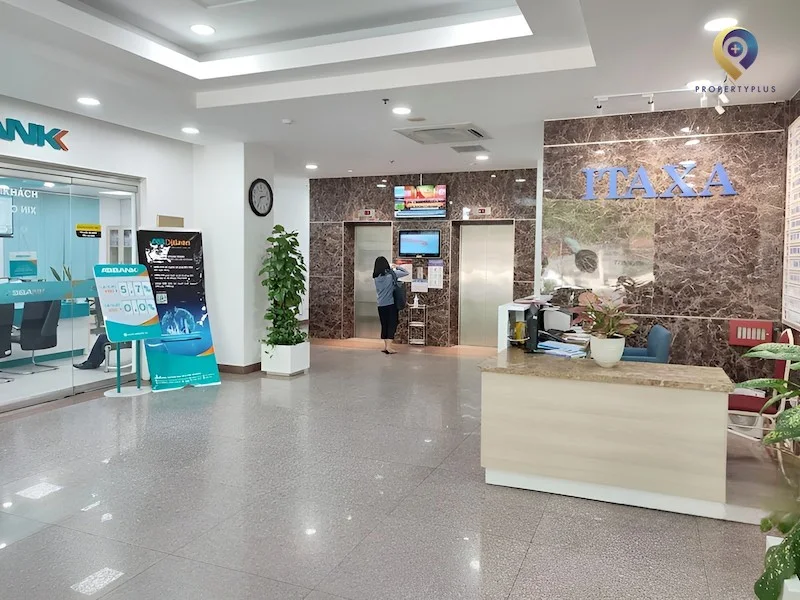 Itaxa House Building