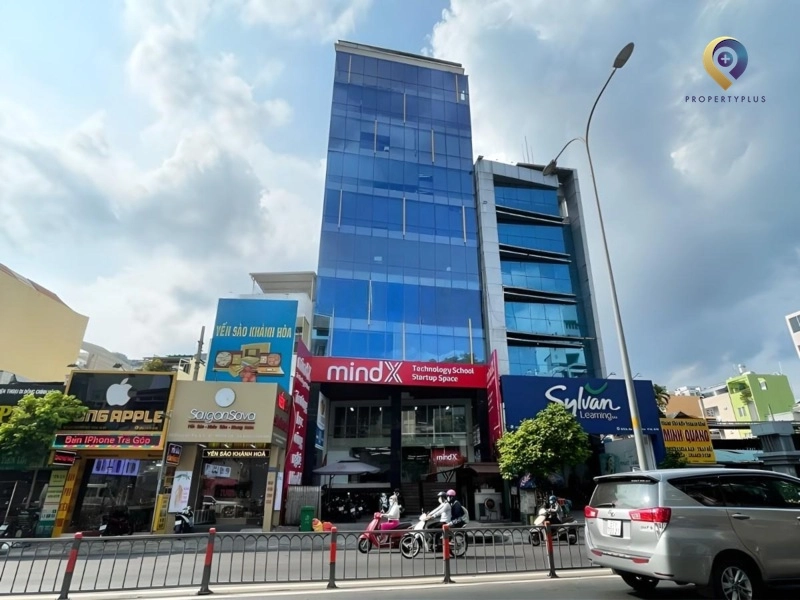 On-Plaza Building On-Plaza Building