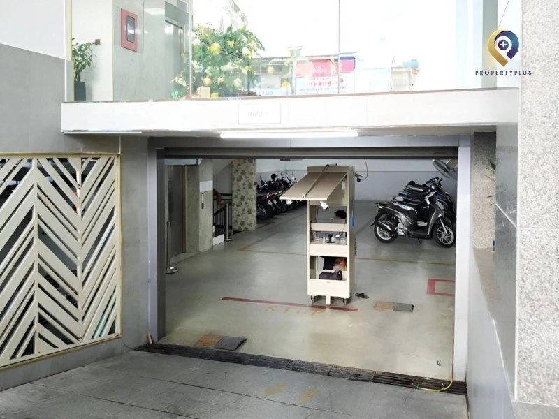 Parami Building