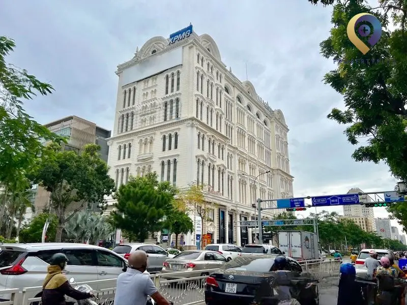 Tòa nhà Saigon Paragon Building