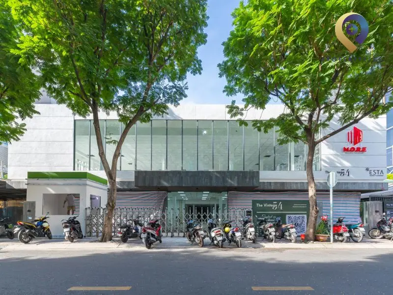 Office for Lease in Xom Chieu Ward Office for Lease in Xom Chieu Ward