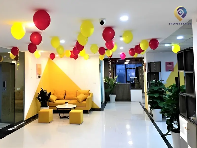 Khu vực cho thuê văn phòng trọn gói được bài trí đẹp mắt