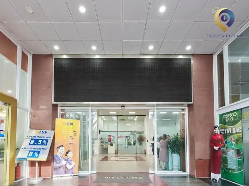 Sảnh lễ tân tại tòa nhà Ladeco Building