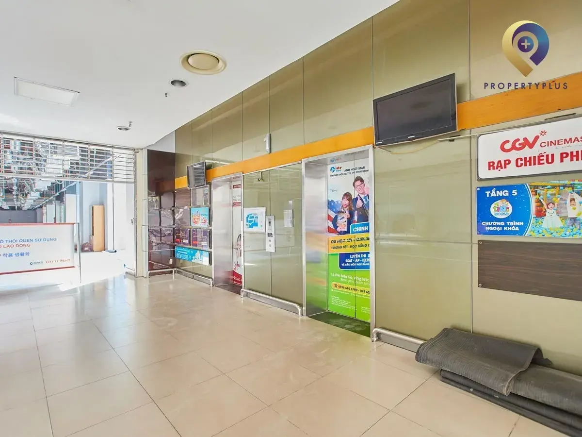 Hệ thống thang máy hiện tại tại Mipec Tower