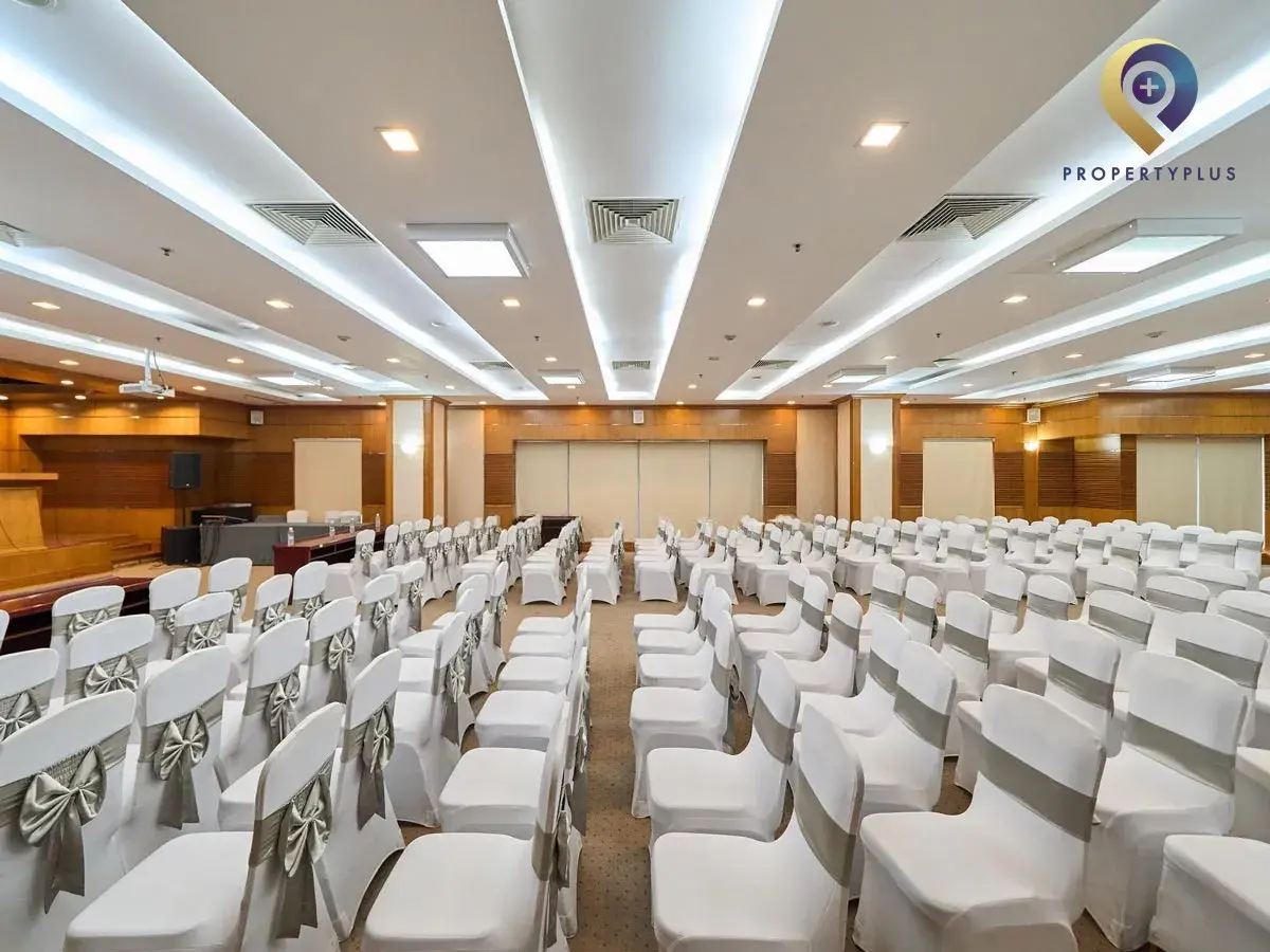 Phòng hội nghị tại tòa nhà Nam Cường Building