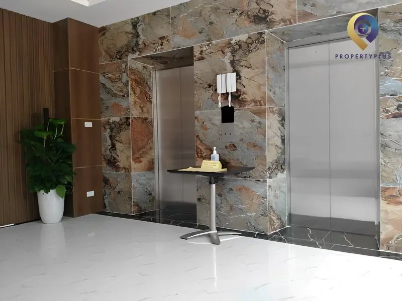 Hệ thống thang máy hiện đại, tốc độ cao tại dự án
