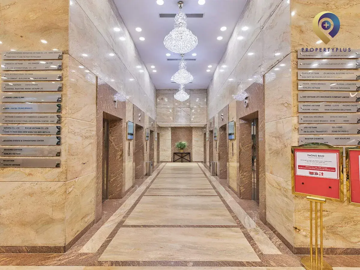 Hệ thống thang máy hiện đại của VCCI Tower