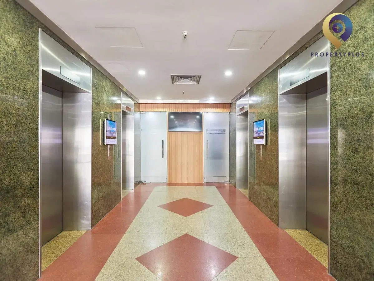 Không gian sạch sẽ, sáng sủa của Việt Tower