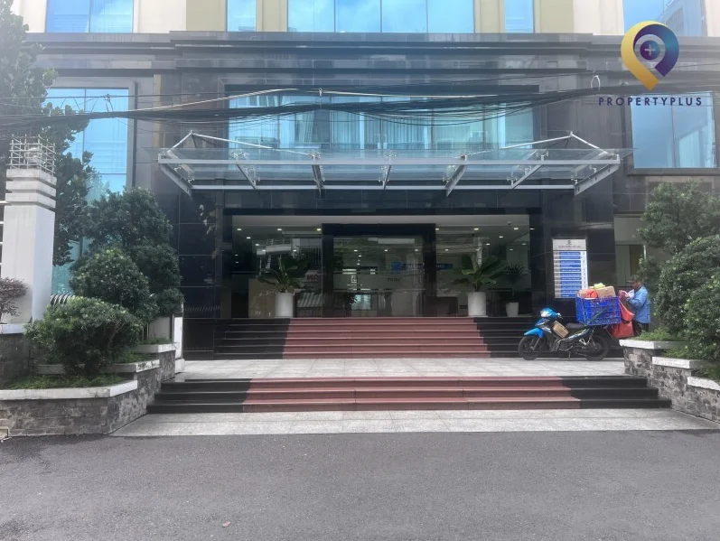 Samland Riverview Building