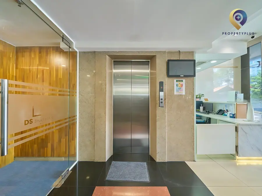 Smart View Office Building Smart View Office Building