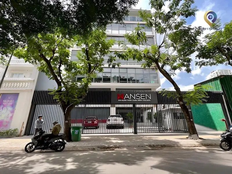 Tòa nhà 100 Xuân Thủy