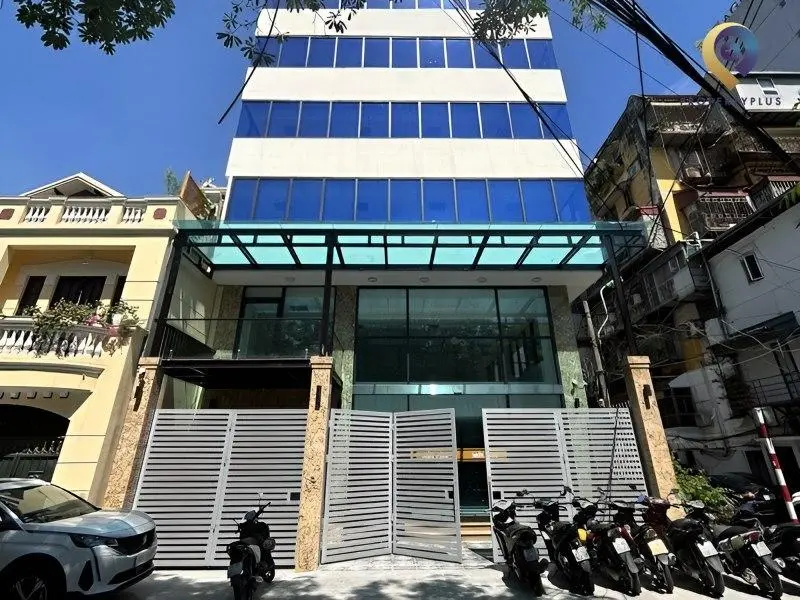 Tòa nhà 210 Giải Phóng