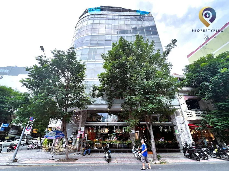 Tòa nhà 82 Lê Thị Hồng Gấm