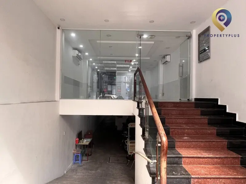 Tòa nhà B82 Bạch Đằng
