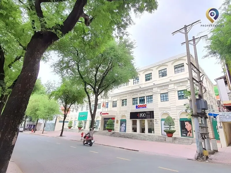 Tòa nhà Bến Thành Tourist