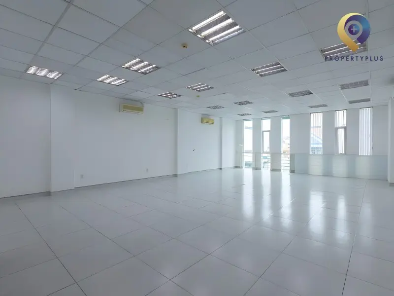 HS Building