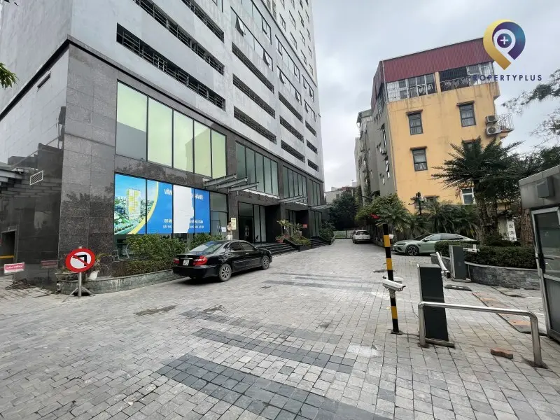 Tòa nhà Viễn Đông Star 
