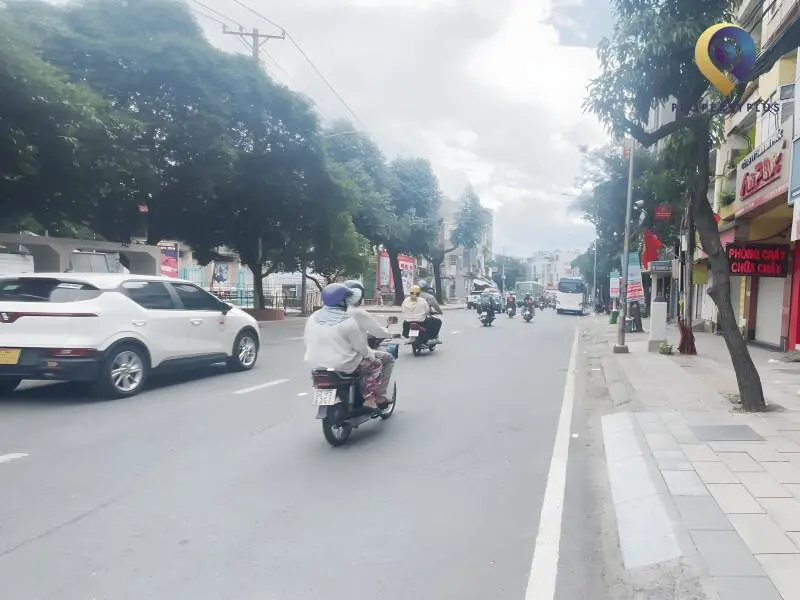 Xuân Hồng