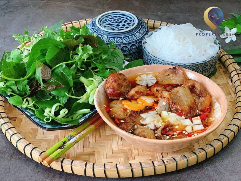 Bún chả Hà Nội Tô Hiệu