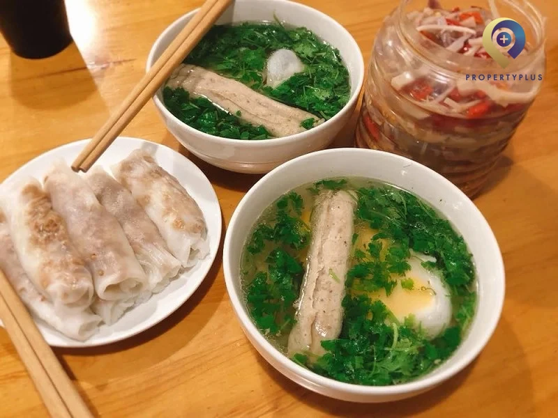 bánh cuốn hai bà trưng
