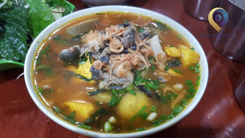 Bún Ốc Chả Nem Bà Bẩy Đang
