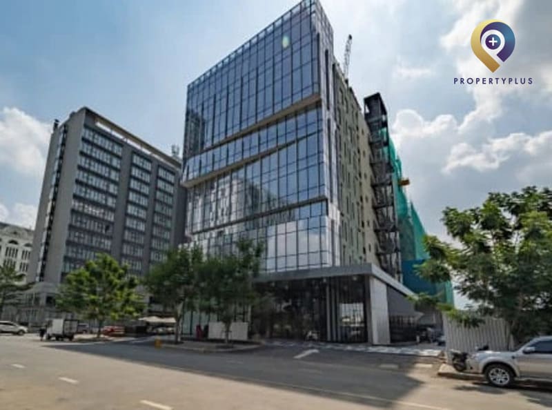 Regus M Building
