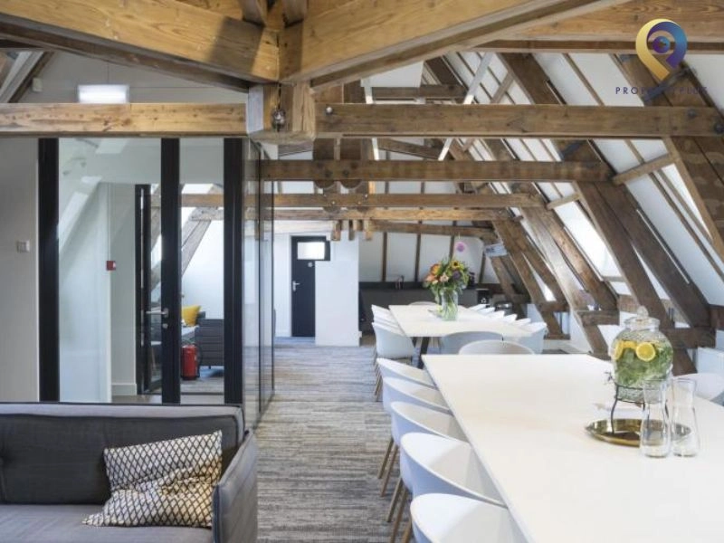 phí dịch vụ văn phòng là gì