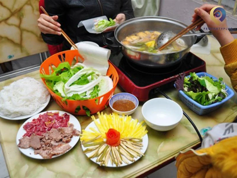 quán ăn hai bà trưng