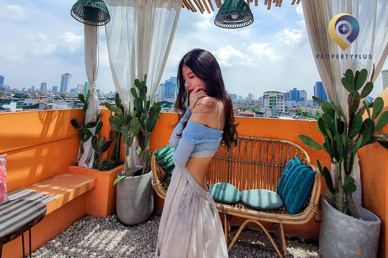 EM Rooftop coffee
