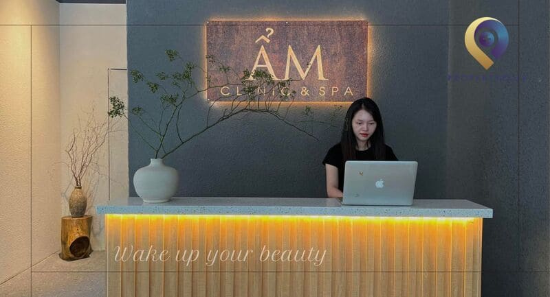 Ẩm Clinic & Spa