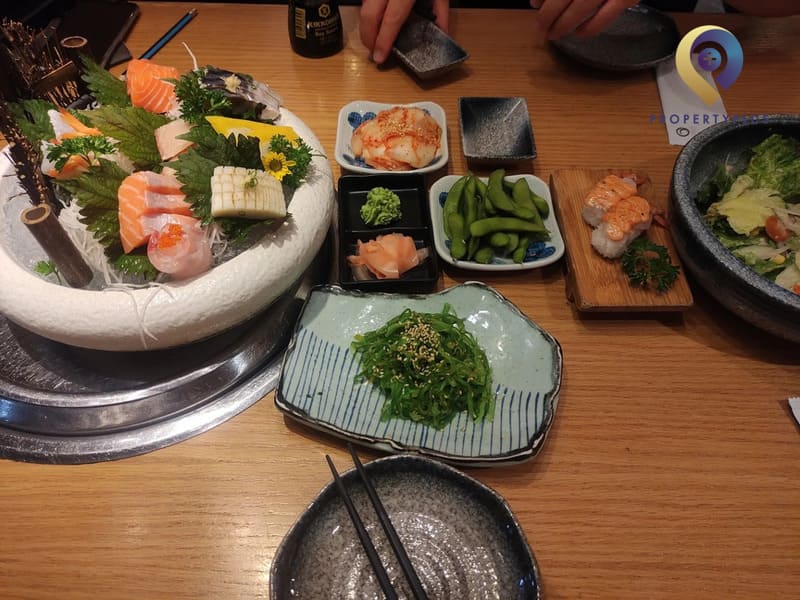 Isushi Hoàng Đạo Thuý
