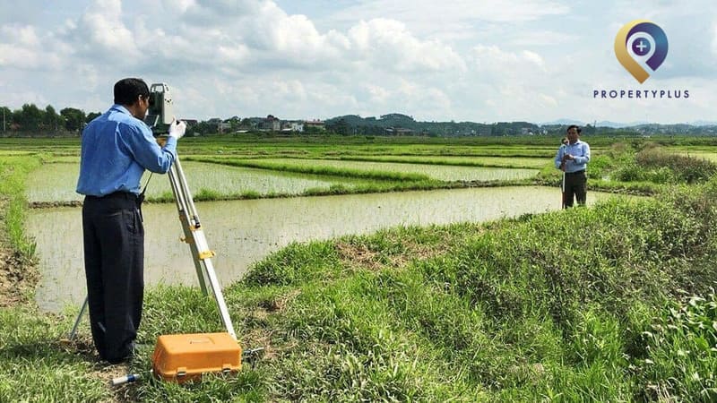 Để tiến hành đo đạc tính diện tích đất