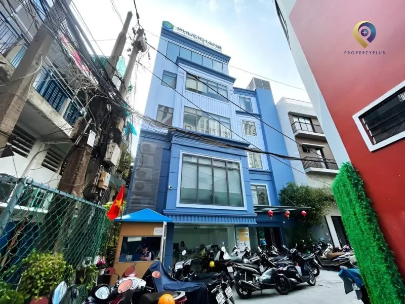 Văn phòng trong hẻm và Văn phòng mặt tiền Văn phòng trong hẻm và Văn phòng mặt tiền
